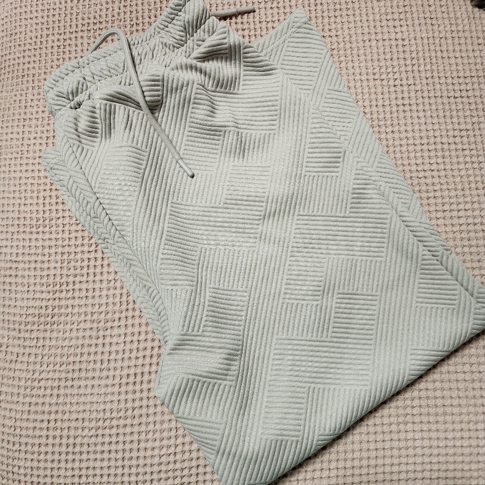 Wide Leg Textured Pants Oatmeal NWT - Picture 6 of 8